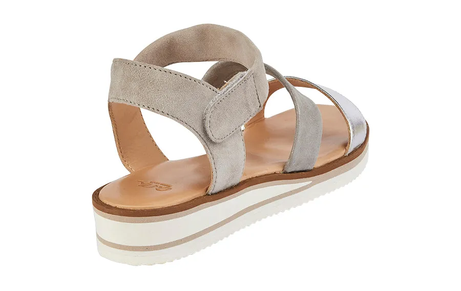 Ara Berry Grey