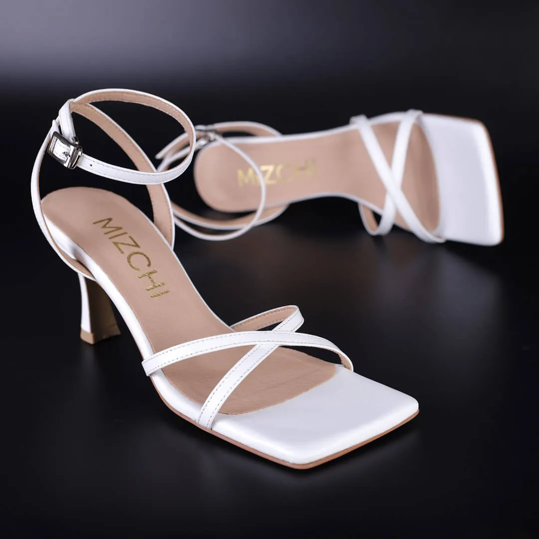 *CATALINA - white, 7cm size UK 2.5