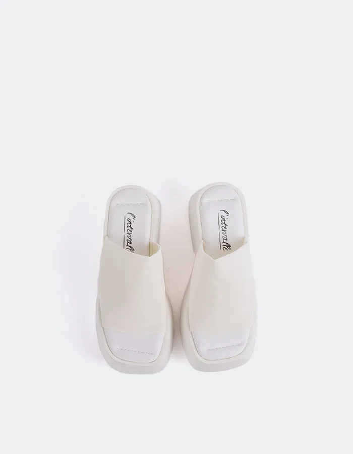 Douce White Lycra