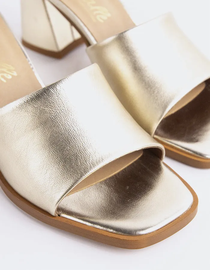 Egaleo Gold Metal