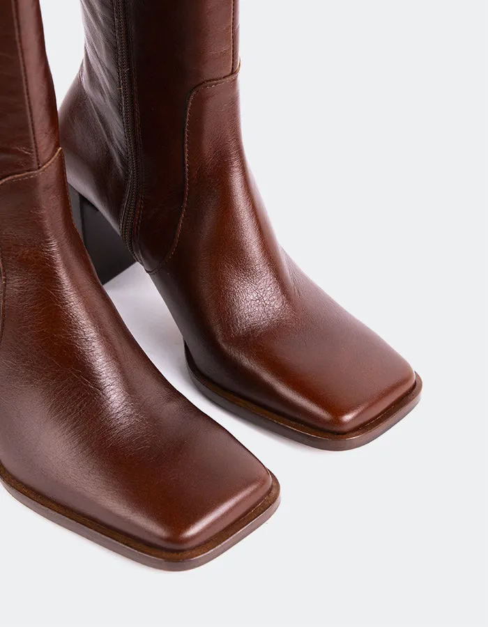 Elland Chestnut Leather