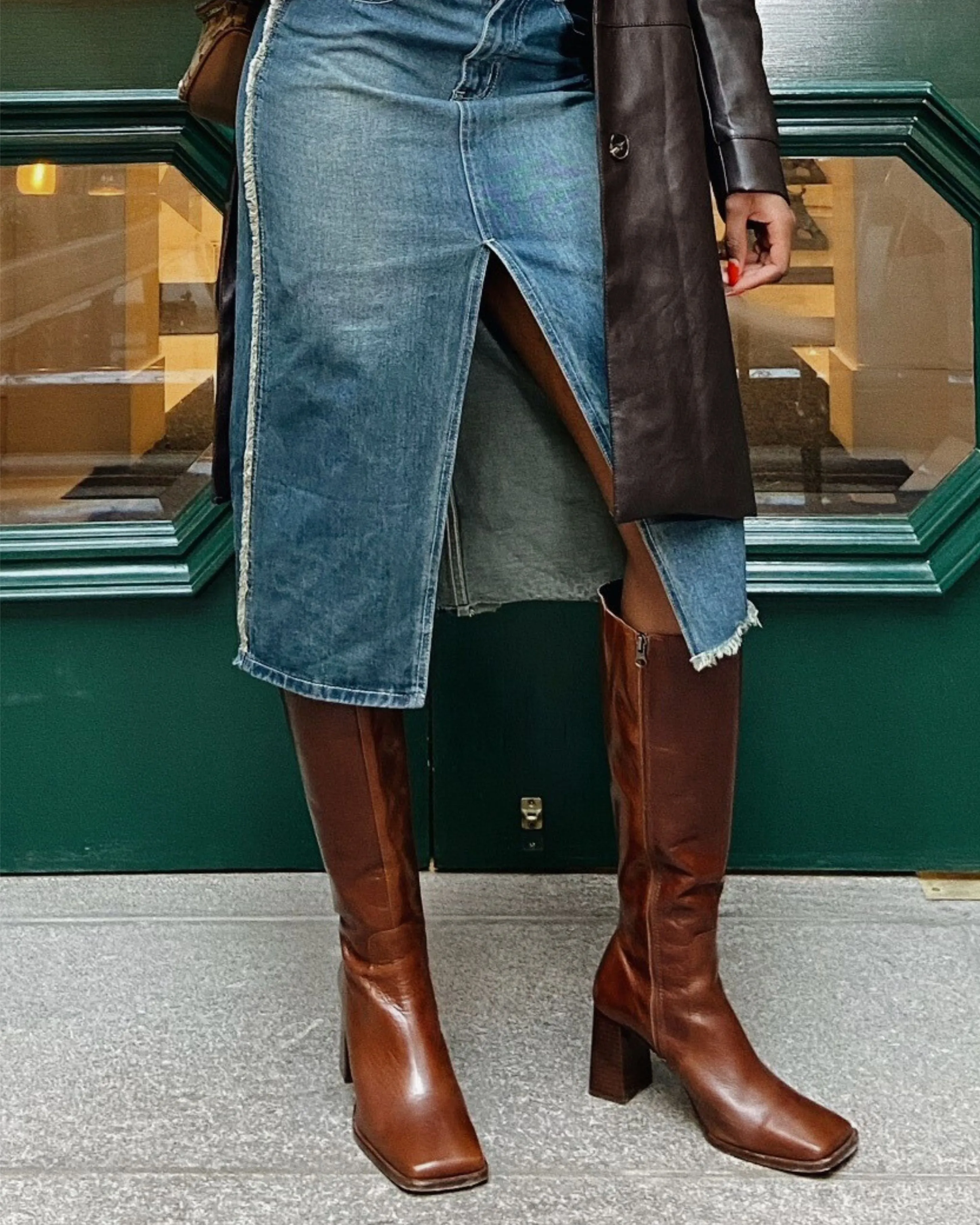 Elland Chestnut Leather