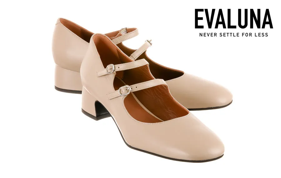 Eva Darling