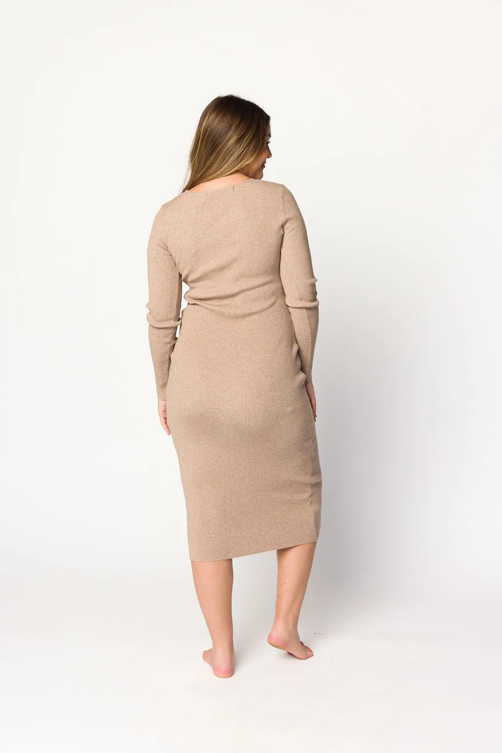 Gwen Ribbed Midi Dress in Mocha
