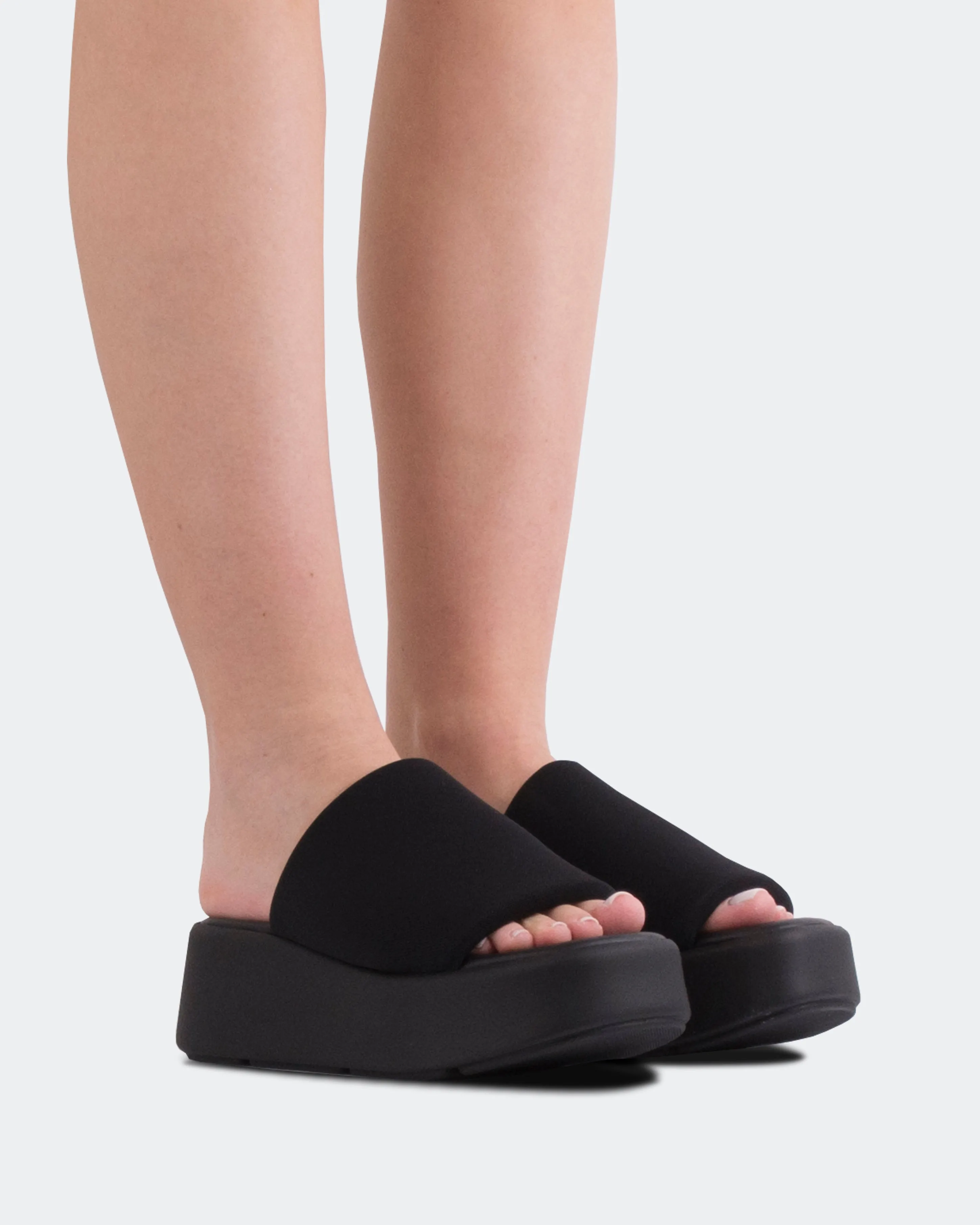 Harlow Black Puff