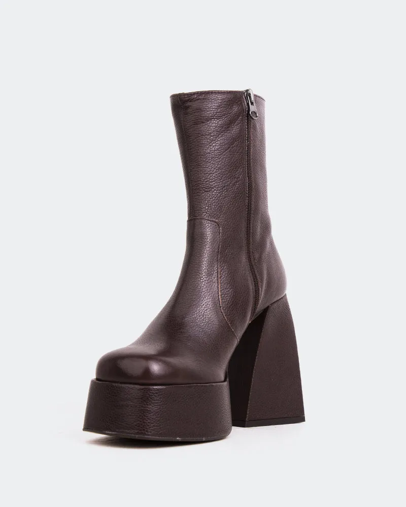 Hippie Brown Leather