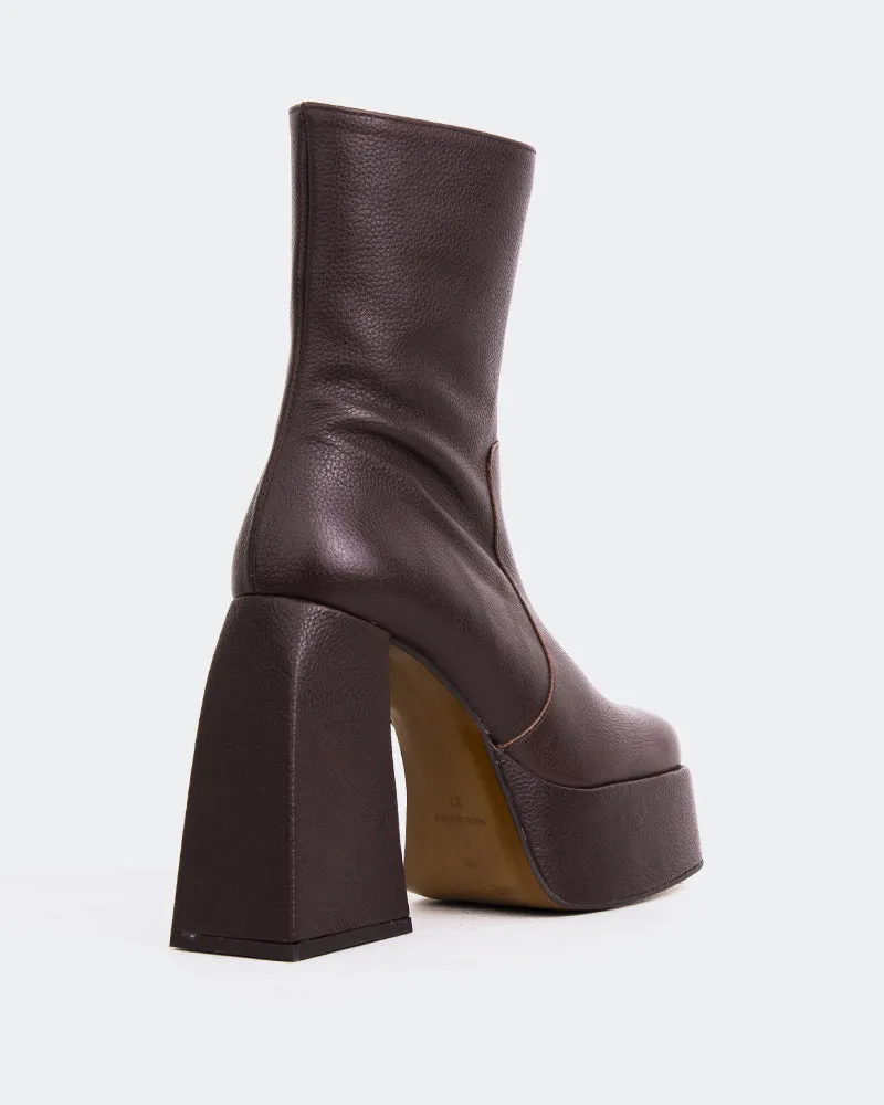 Hippie Brown Leather