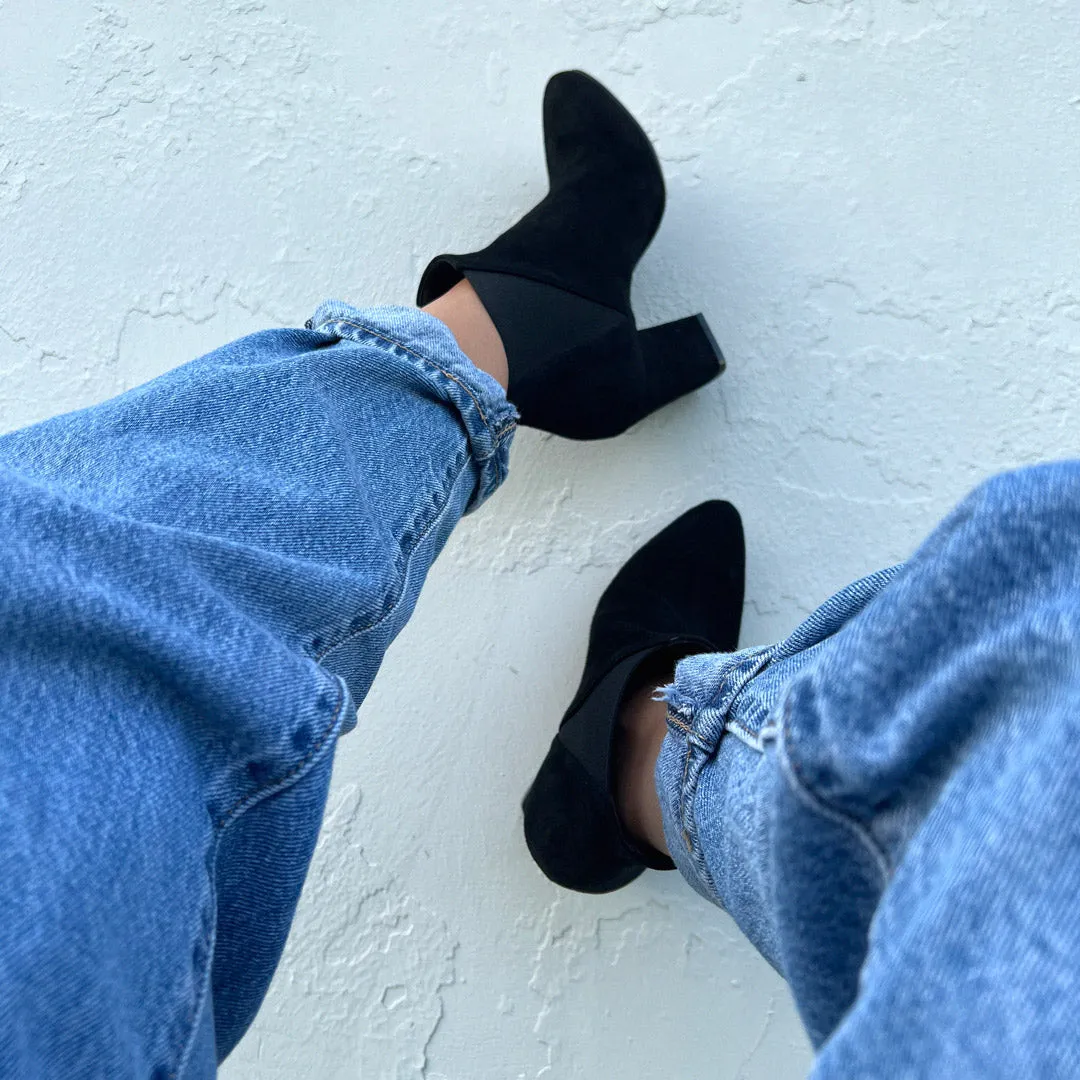 KOZEE - black suede