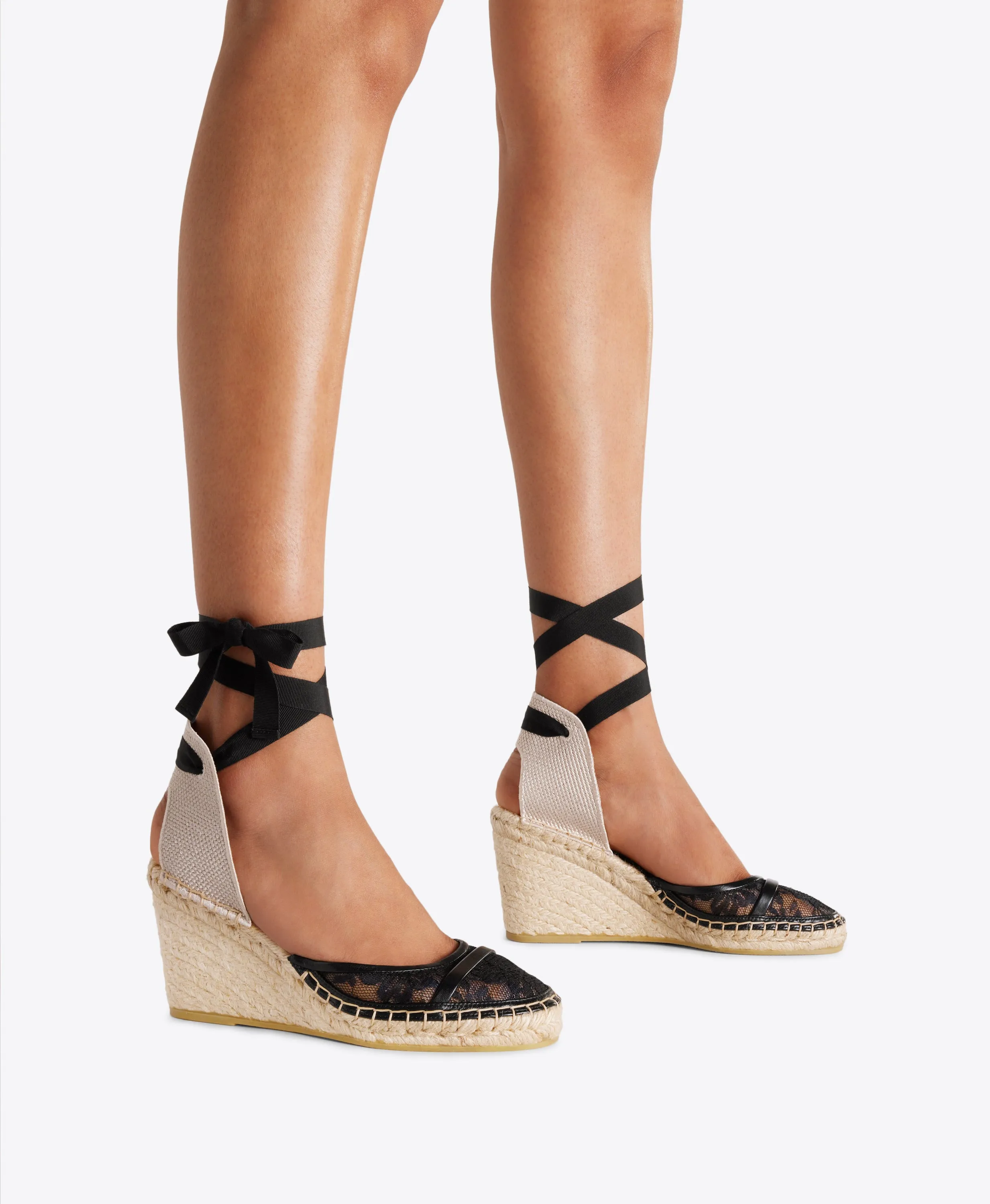 Selen 70 Black Lace Wedge