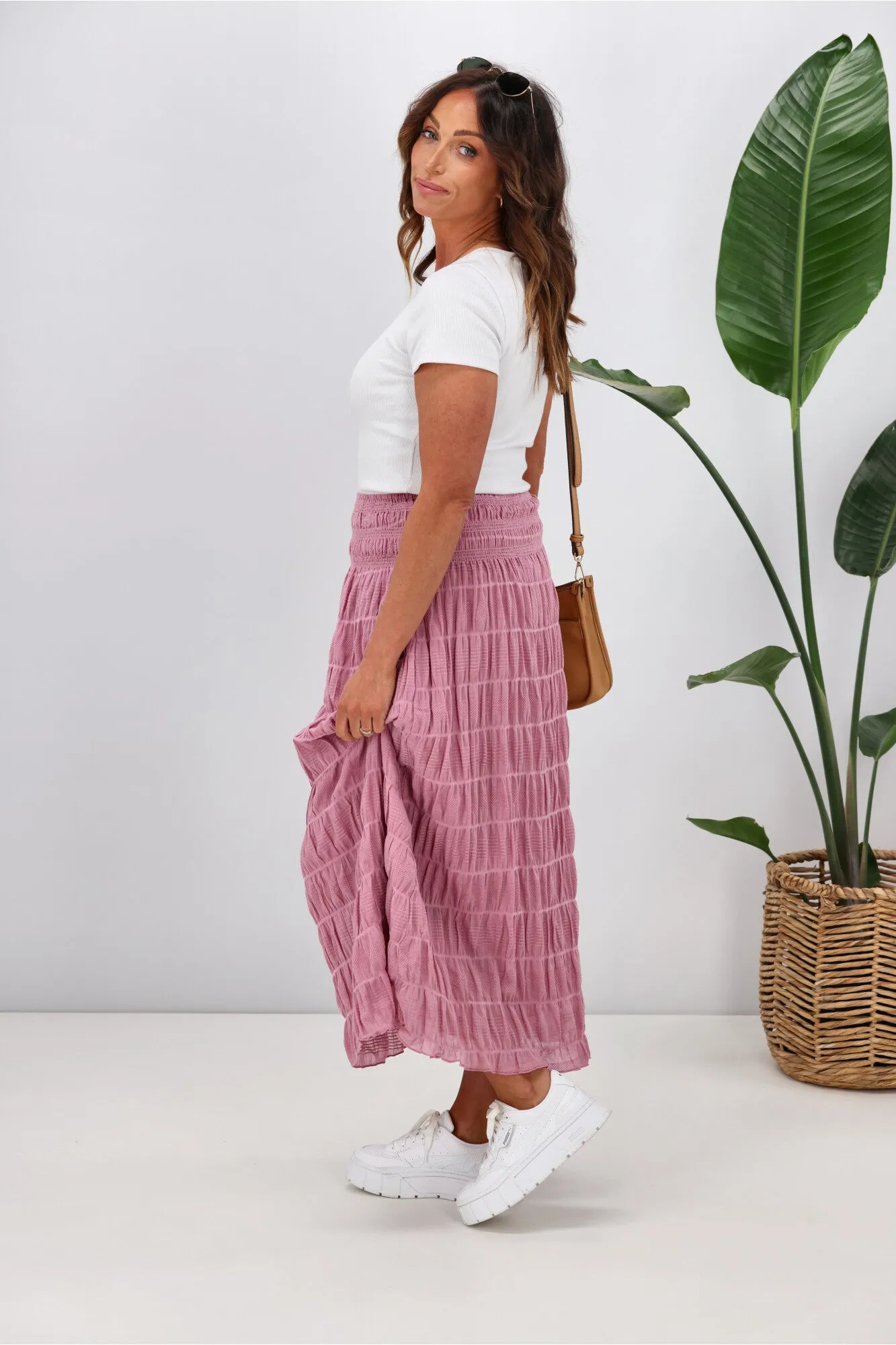 Shine On Label Kalani Textured Frill Hem Skirt Pink