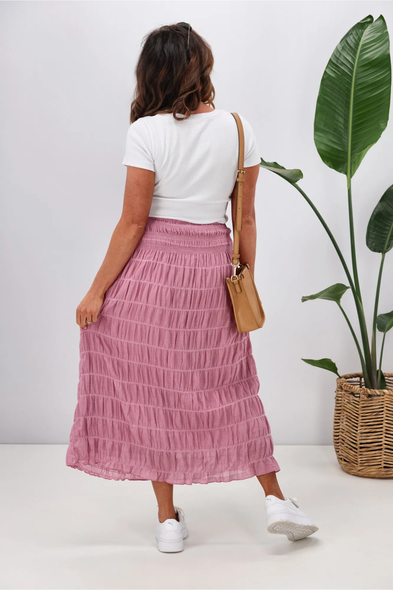 Shine On Label Kalani Textured Frill Hem Skirt Pink