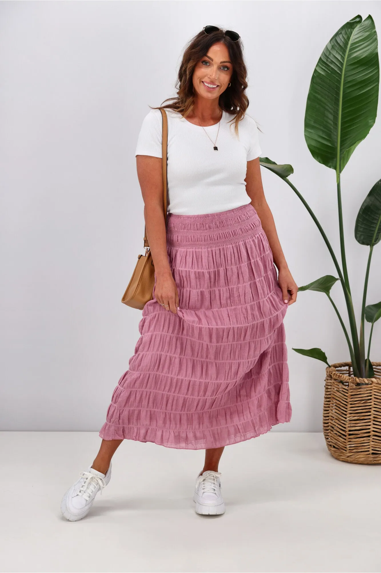 Shine On Label Kalani Textured Frill Hem Skirt Pink