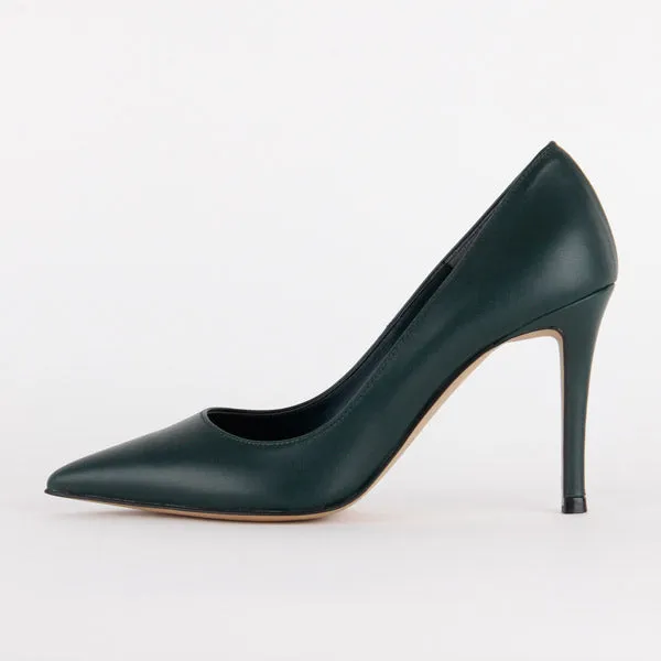 *UK size 3 - ROSE AVENUE - AW17 Court - navy , 6cm heels